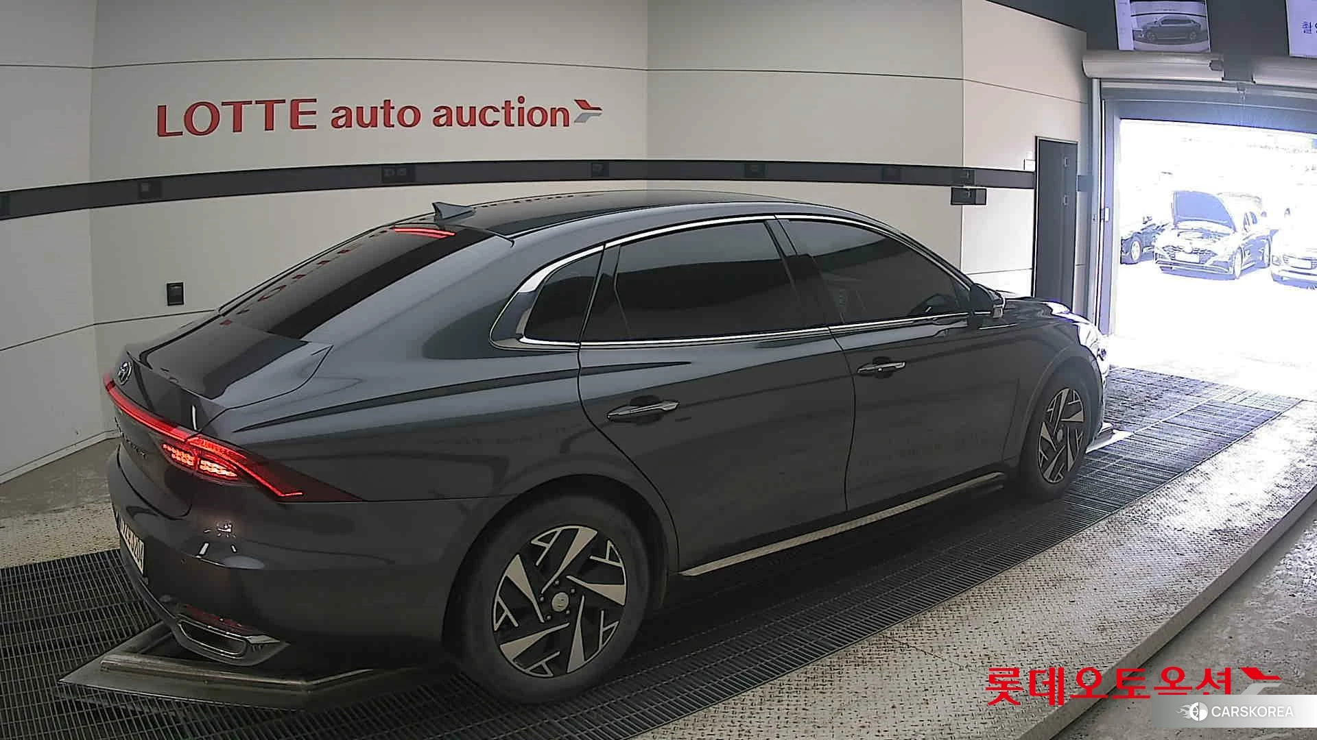 Hyundai Grandeur Hybrid id 4504382 из Кореи 10