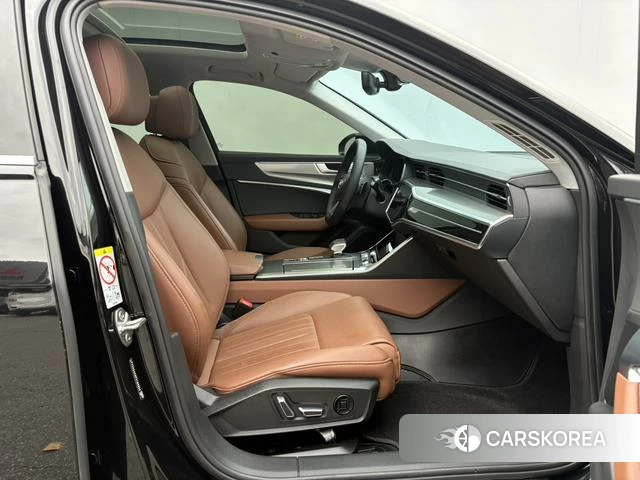 Audi A6L id 4342162 из Китая 10