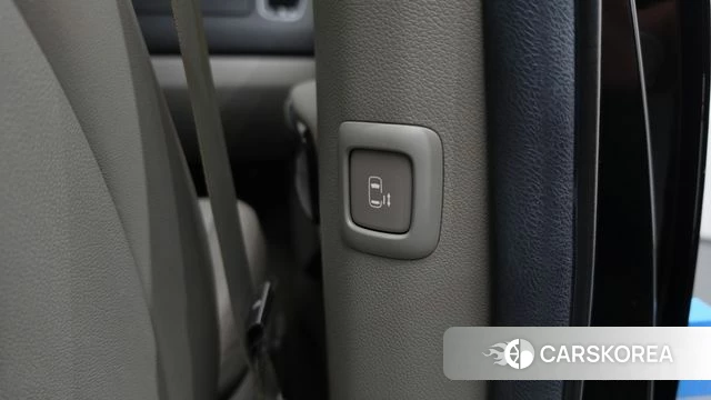 Kia The New Carnival id 4760056 из Кореи 10