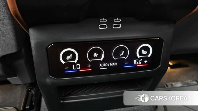 BMW 5 Series (G60) id 4185646 из Кореи 10