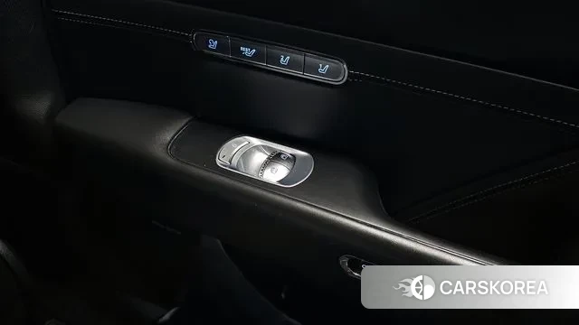 Genesis G90 (RS4) id 3764438 из Кореи 10