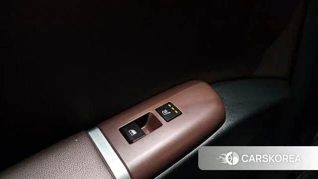 Hyundai Grandeur Hybrid (GN7) id 3042931 из Кореи 10