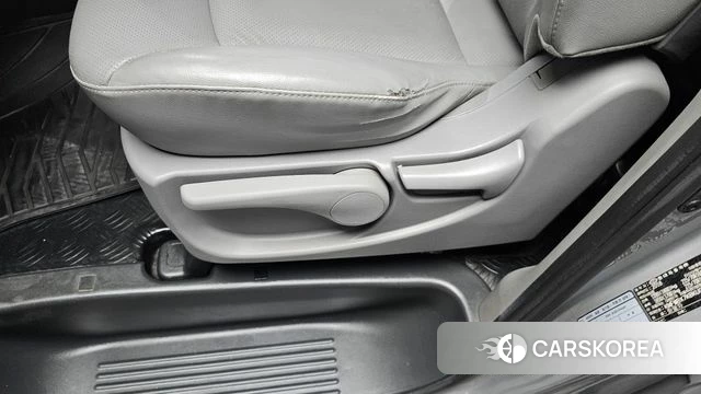 Hyundai The New Grand Starex id 4447909 из Кореи 10