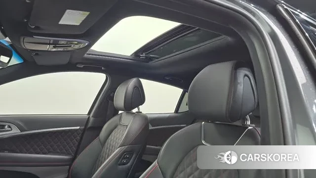 Genesis G70 id 3578606 из Кореи 10