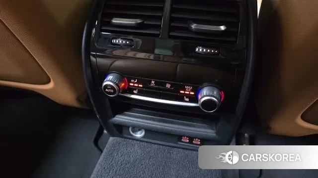 BMW 5 Series (G30) id 3561757 из Кореи 10