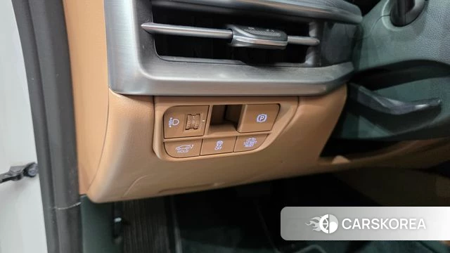 Hyundai Grandeur Hybrid (GN7) id 4871462 из Кореи 10