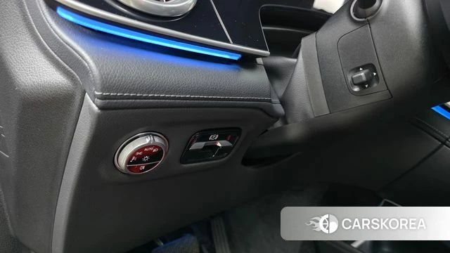 Mercedes-Benz EQS SUV X296 id 4630846 из Кореи 10