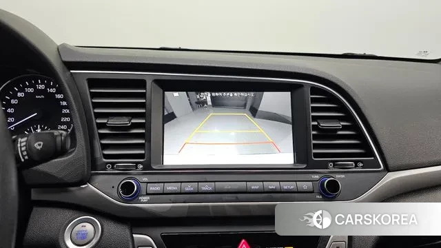 Hyundai Avante AD id 3723818 из Кореи 10