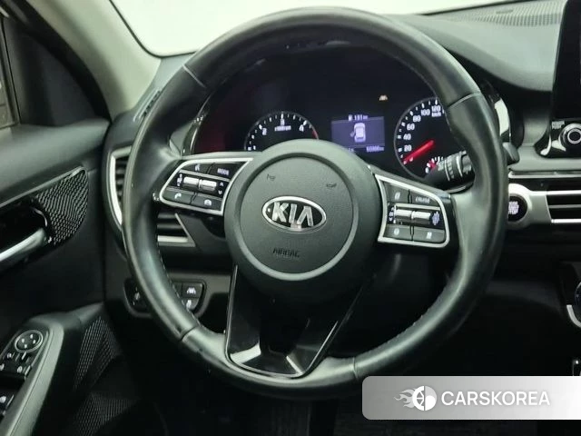 Kia Seltos id 4339139 из Кореи 10
