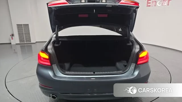 BMW 5 Series (G30) id 3504846 из Кореи 10