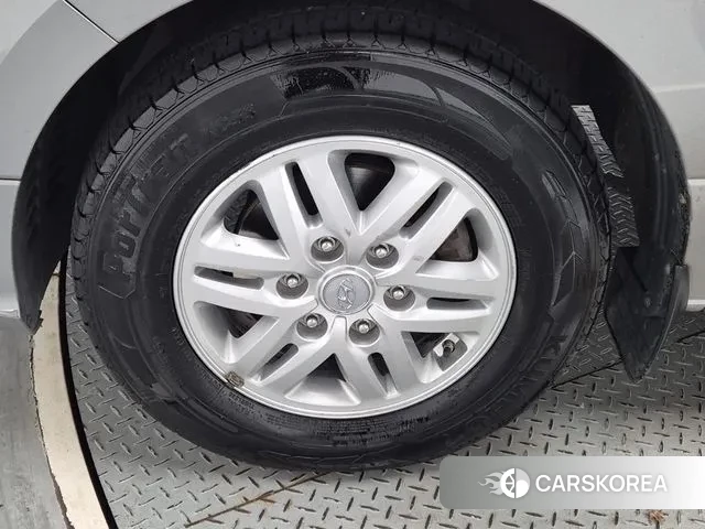 Hyundai The New Grand Starex id 3773301 из Кореи 10