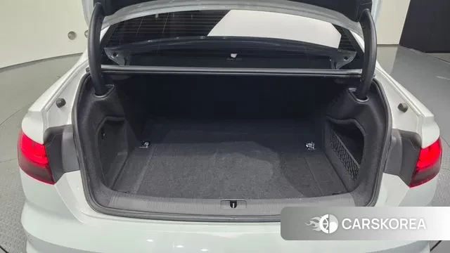 Audi A4 (B9) id 3735548 из Кореи 10