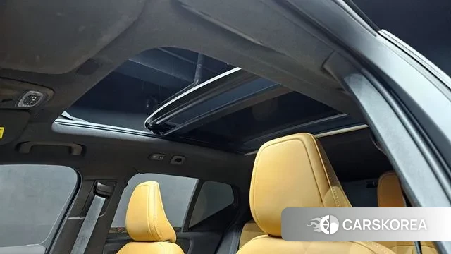 Volvo XC40 id 3469037 из Кореи 10