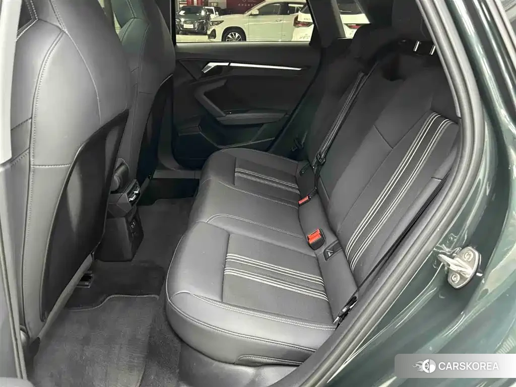 Audi A3 id 4545699 из Китая 10