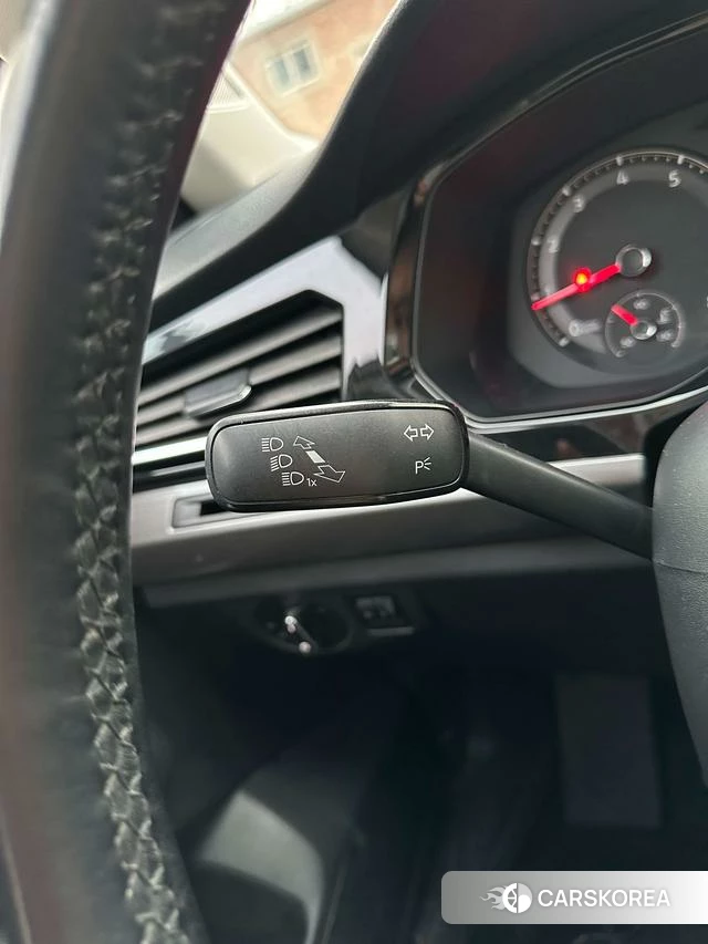 Volkswagen Bora id 4208420 из Китая 10