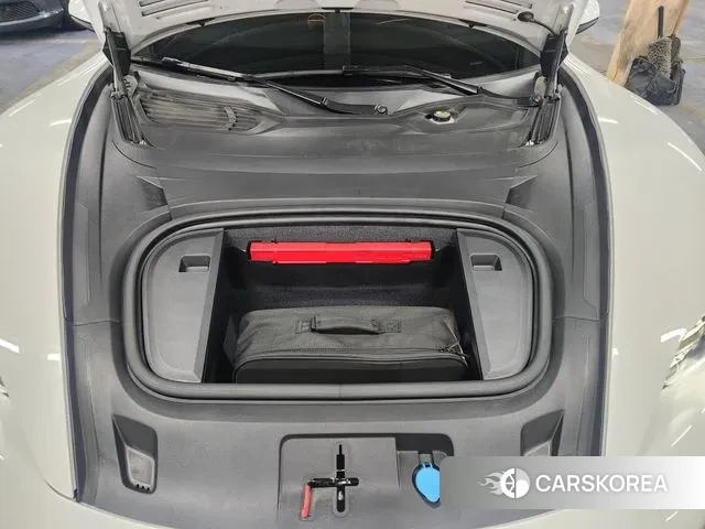 Porsche Taycan id 3463403 из Кореи 10