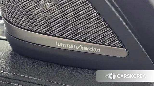 BMW 5 Series (G30) id 3059682 из Кореи 10