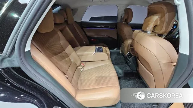 Hyundai Grandeur (GN7) id 2889372 из Кореи 10