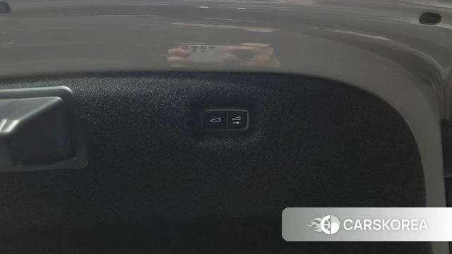 Porsche Taycan id 4201087 из Кореи 10