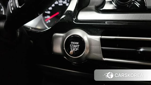 Kia Seltos id 4624799 из Кореи 10