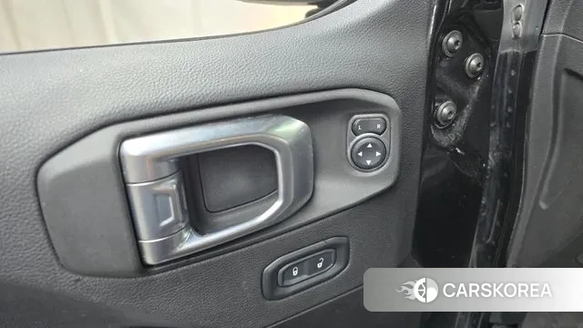 Jeep Gladiator (JT) id 3734929 из Кореи 10