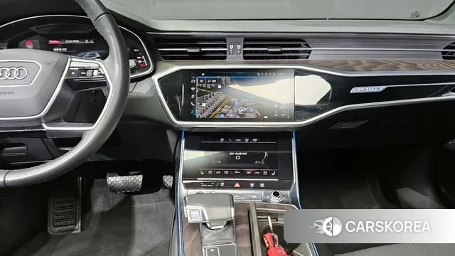 Audi A6 (C8) id 3645118 из Кореи 10