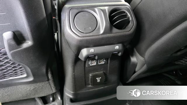 Jeep Wrangler (JL) id 4835966 из Кореи 10