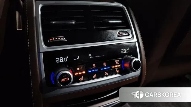 BMW 7 Series (G11) id 3592762 из Кореи 10