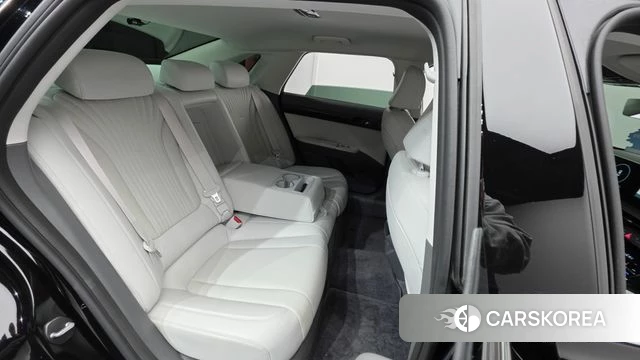 Hyundai Grandeur (GN7) id 3786805 из Кореи 10