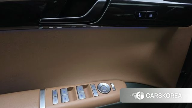 Hyundai Grandeur Hybrid (GN7) id 4691787 из Кореи 10