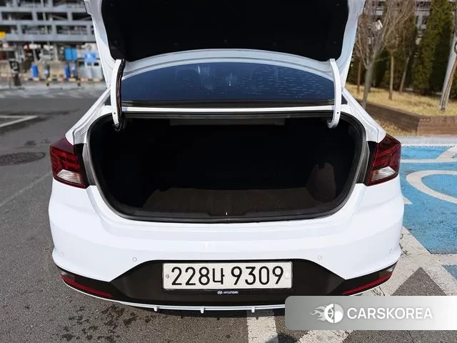 Hyundai The New Avante AD id 3526230 из Кореи 10