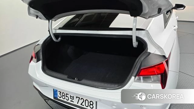 Hyundai Avante Hybrid (CN7) id 3941318 из Кореи 10