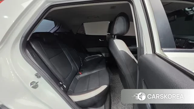 Kia Stonic id 3661883 из Кореи 10