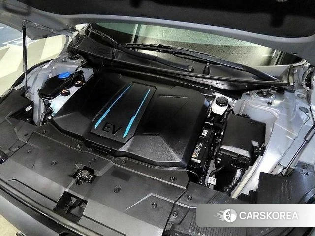 Hyundai Ionic 5 id 3890226 из Кореи 10