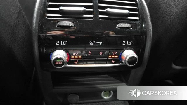 BMW 5 Series (G30) id 3885870 из Кореи 10