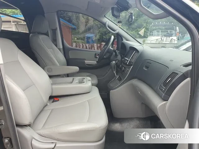 Hyundai The New Grand Starex id 2891301 из Кореи 10