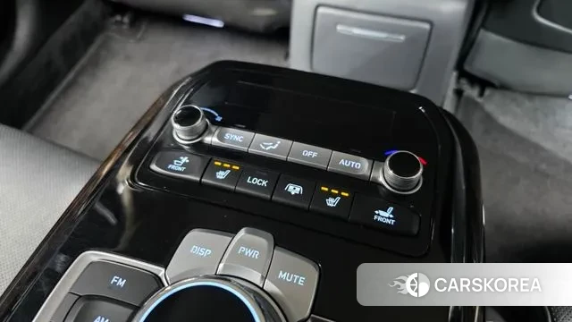 Genesis G90 id 3607814 из Кореи 10