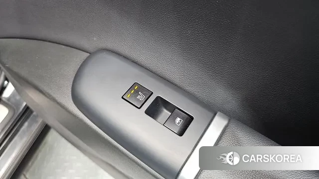 Hyundai Grandeur Hybrid (GN7) id 3042863 из Кореи 10