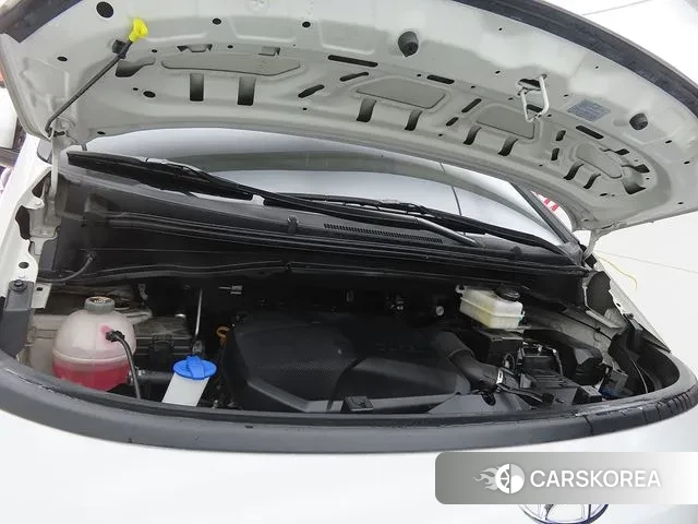 Hyundai Staria id 3697183 из Кореи 10