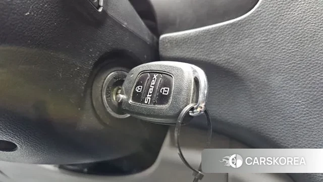 Hyundai The New Grand Starex id 3233784 из Кореи 10