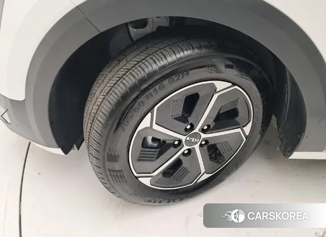 Kia Di Ol Nu Niro id 3467114 из Кореи 10