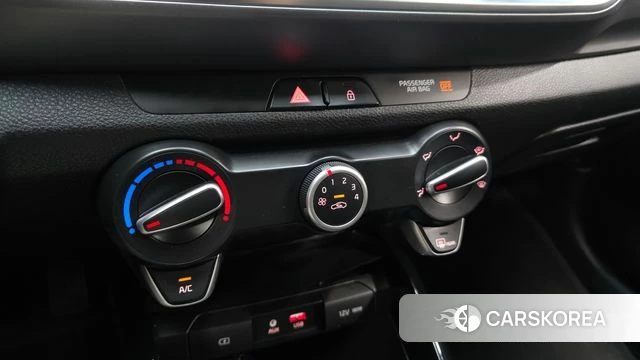 Kia Stonic id 4490858 из Кореи 10