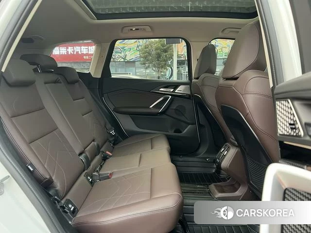 BMW X1 id 4297415 из Китая 10