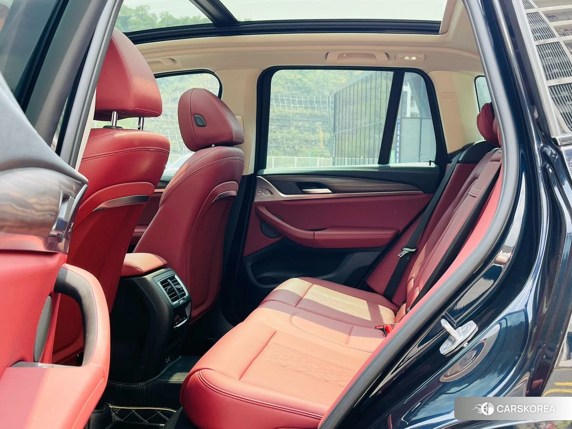 BMW X3 id 4413178 из Китая 10
