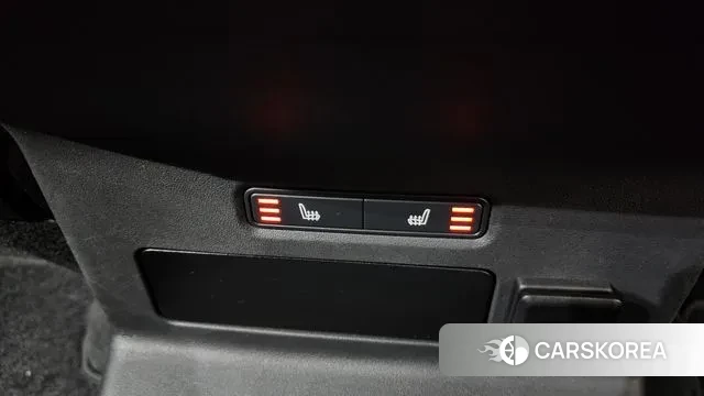 Land Rover Range Rover Velar id 3408231 из Кореи 10