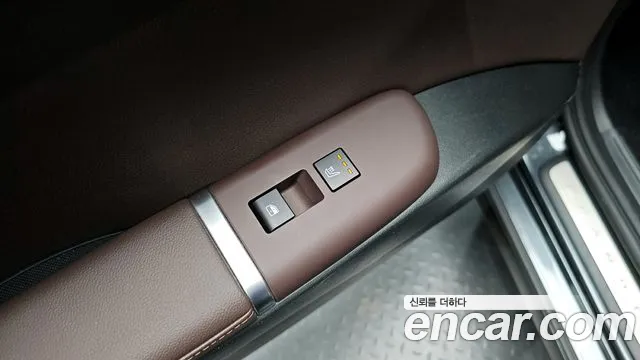 Hyundai Grandeur (GN7) id 2847962 из Кореи 10