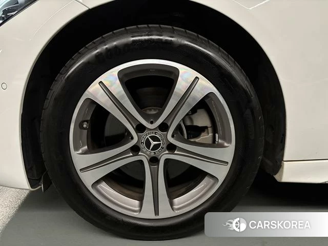 Mercedes-Benz Class C id 4274158 из Китая 10