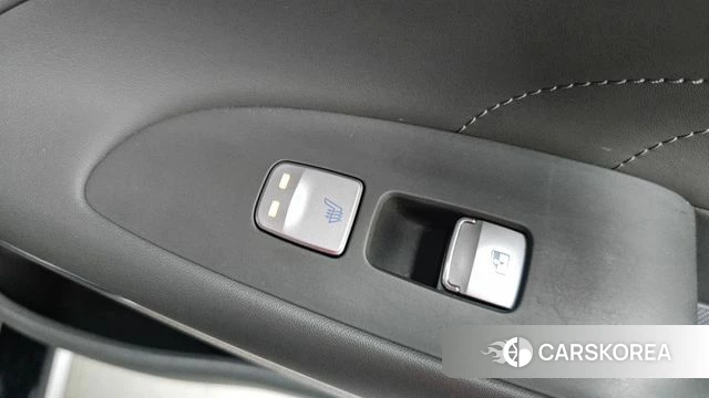 Hyundai The New Grandeur IG id 3911060 из Кореи 10