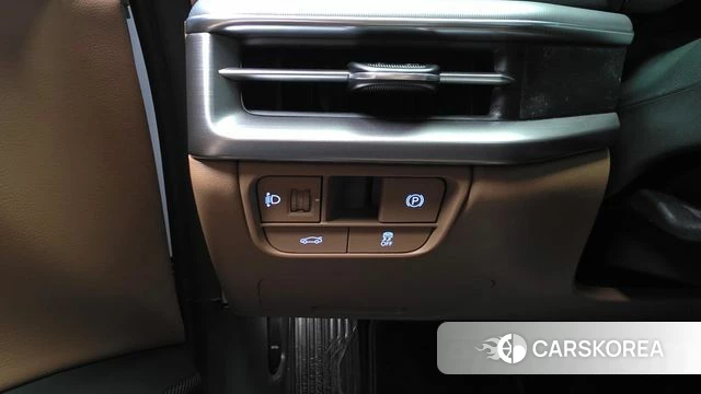 Hyundai Grandeur (GN7) id 4602353 из Кореи 10