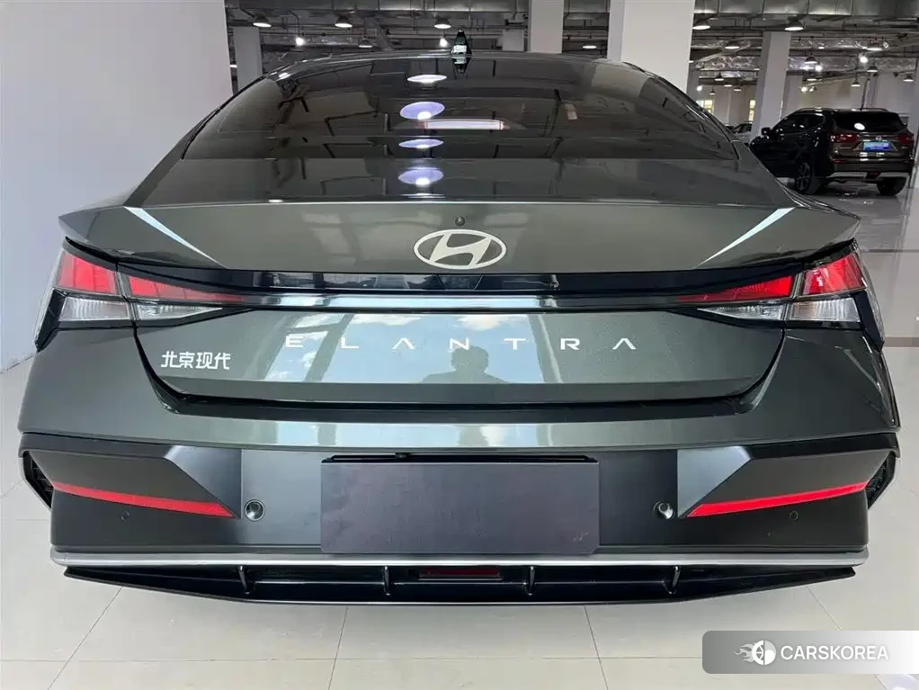 Hyundai Elantra id 4553736 из Китая 10